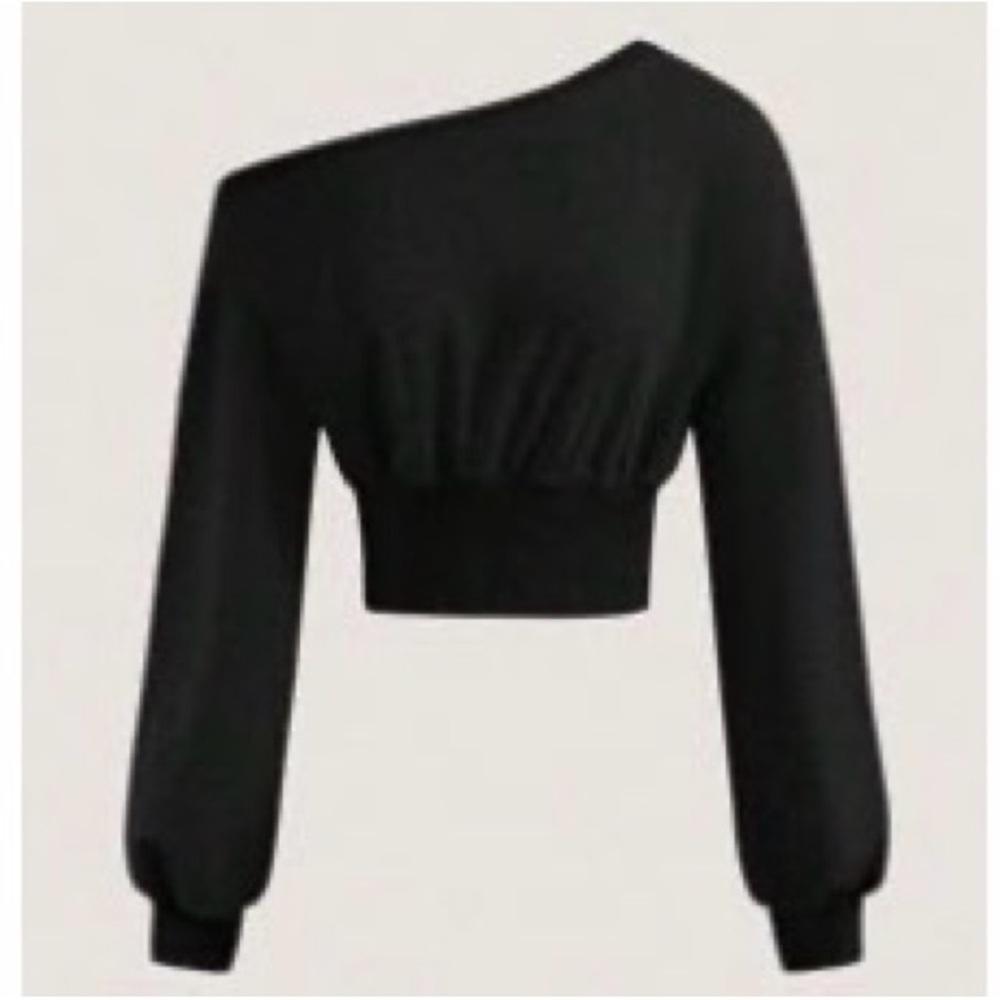 🛼Women’s Black Off the Shoulders Sweatshirt